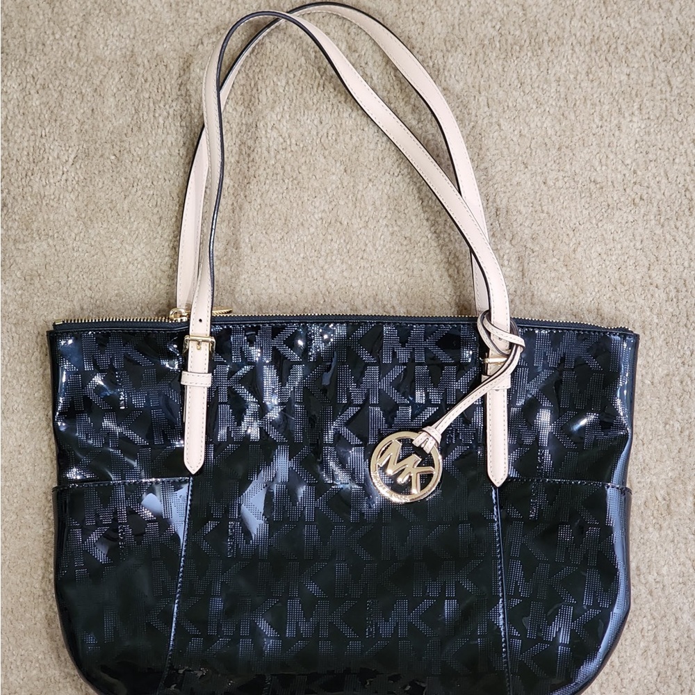 Michael Kors Black and Cream Bag